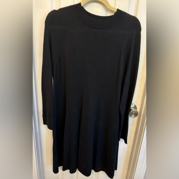 LOFT Dresses & Skirts - Petite perfection from LOFT large petite